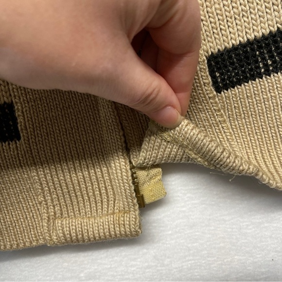 VINTAGE GRAIL COLLECTOR Pendleton Westerly The Dude Bear Sweater Native Western - Picture 9 of 10